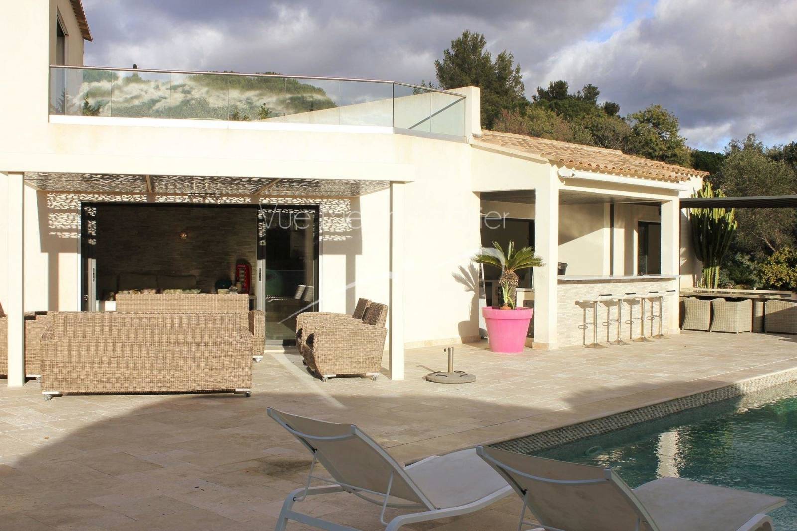 terrasse vue mer et cap bénat