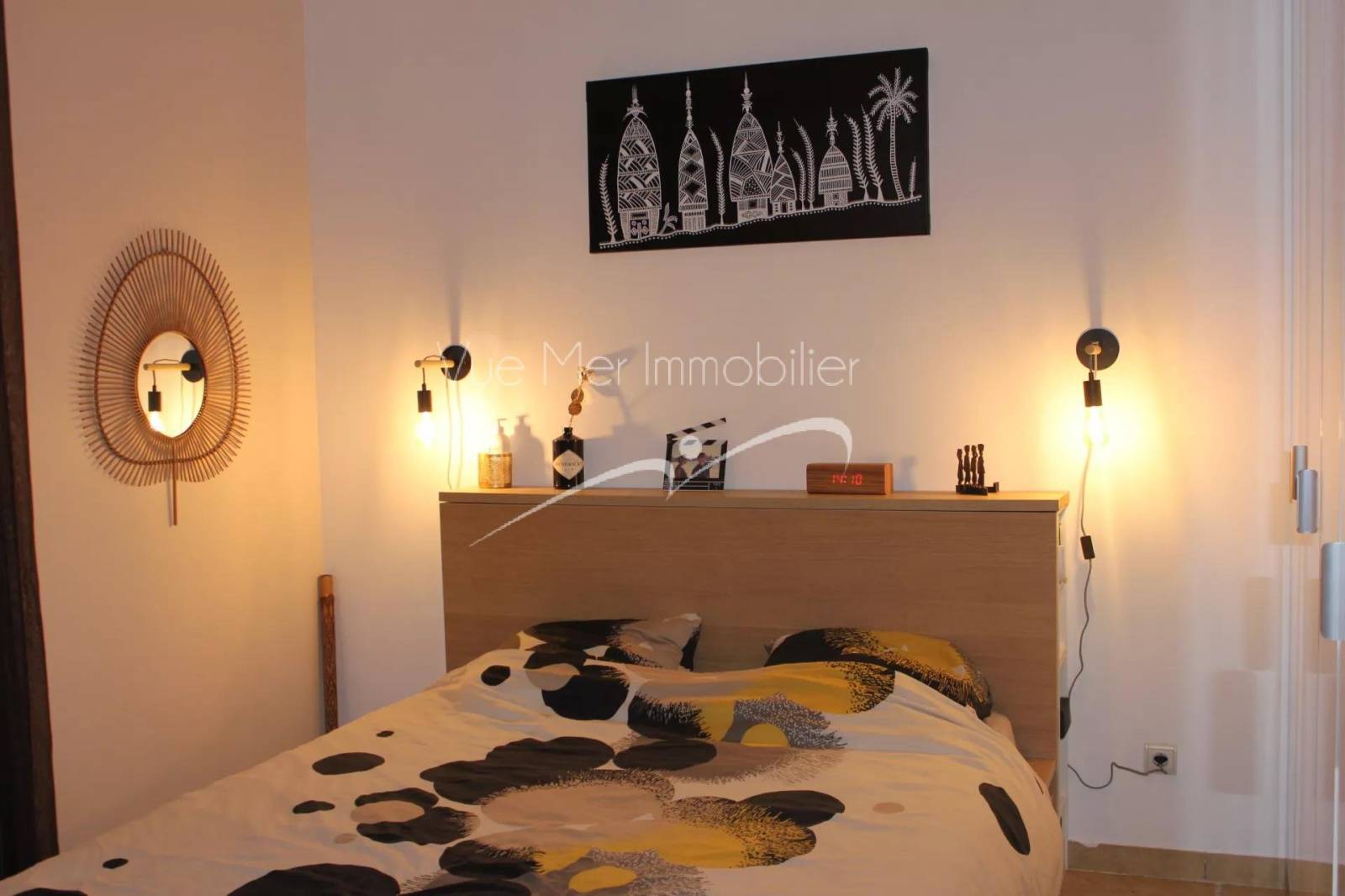 Villa de 200 m² ha / 6 chambres avec deux appartements indépendants 83980  le Lavandou proche centre-ville