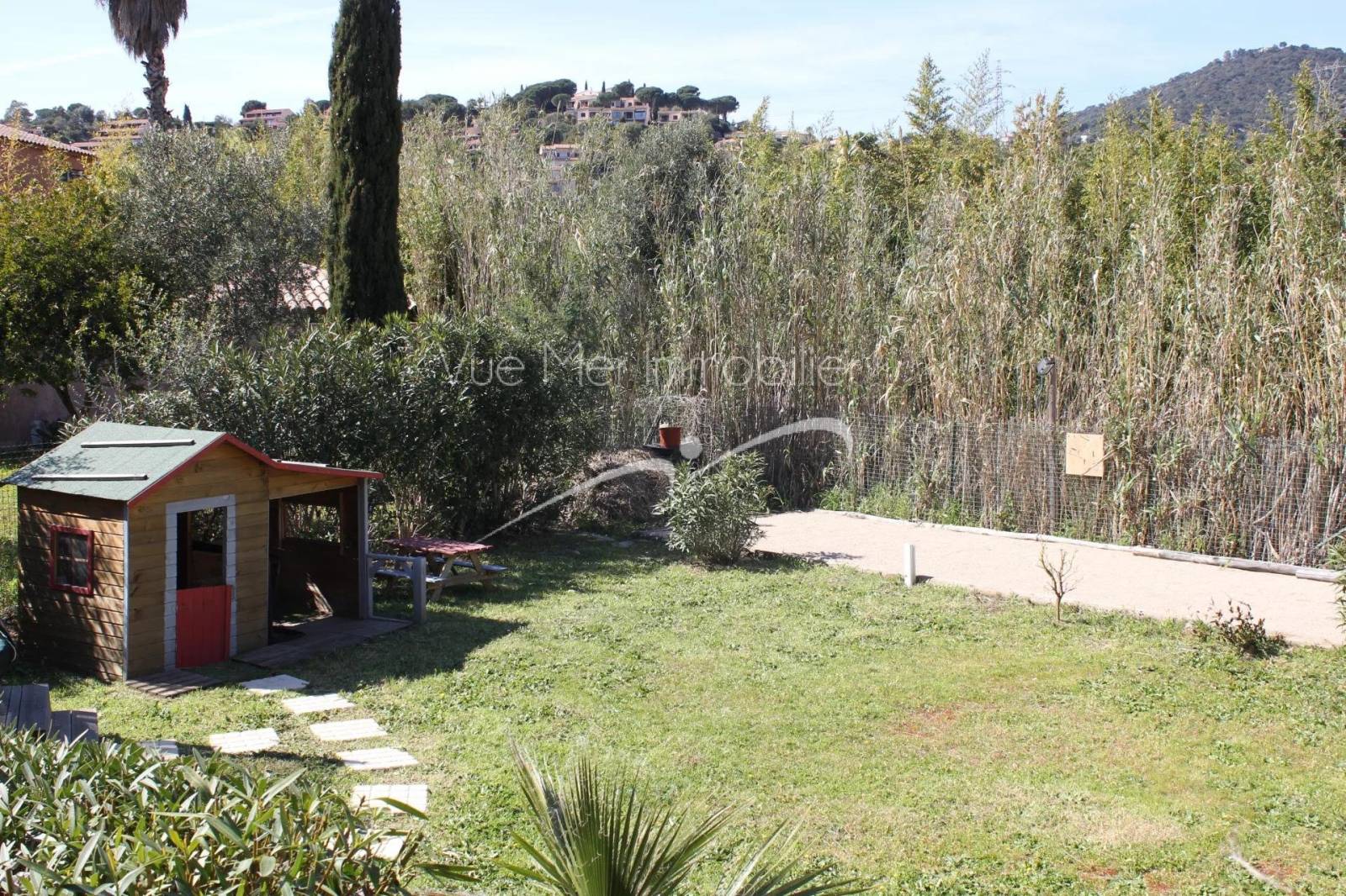 jardin vue collines le lavandou estimation