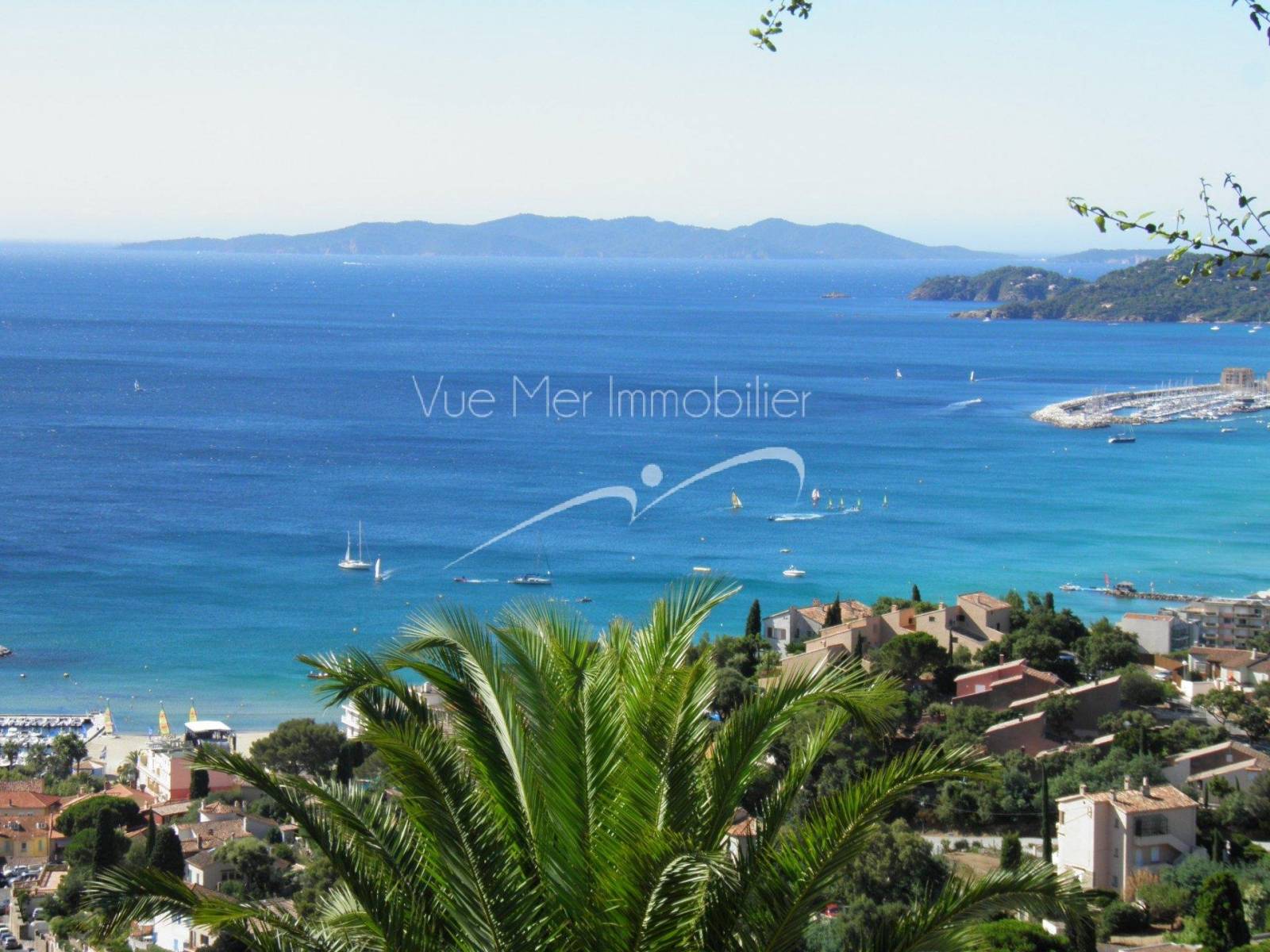vente VILLA vue mer  LE LAVANDOU agence réactive, vente rapide