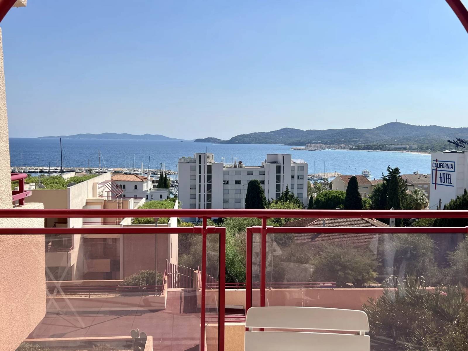 LES MANDARINIERS - VUE MER - GARAGE - PISCINE LE LAVANDOU  VUE MER EXCEPTIONNELLE