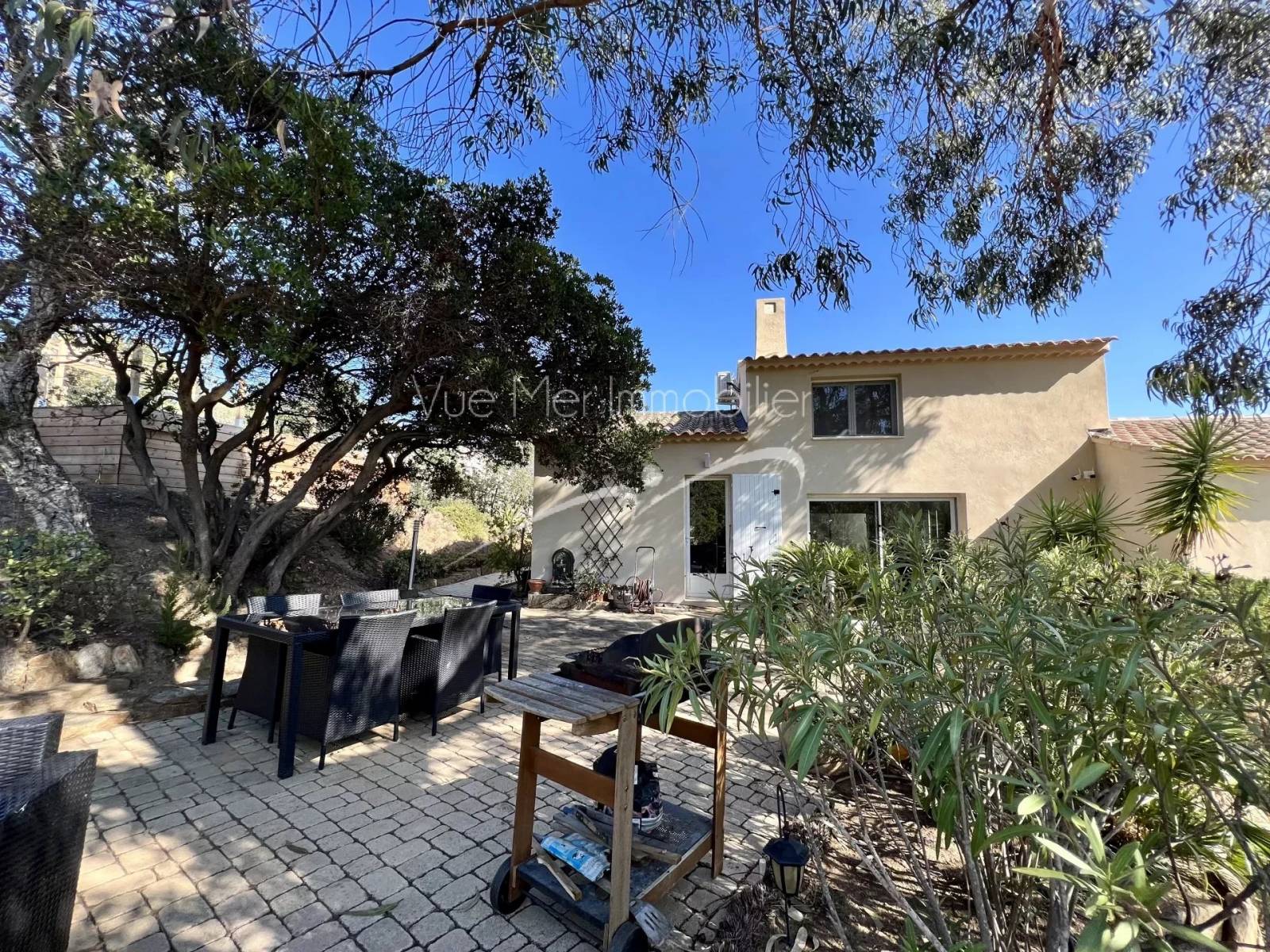 succession villa bormes les mimosas