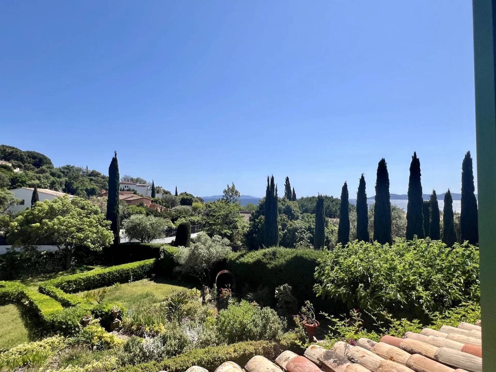 estimation par agence pour une succession au Lavandou 83980