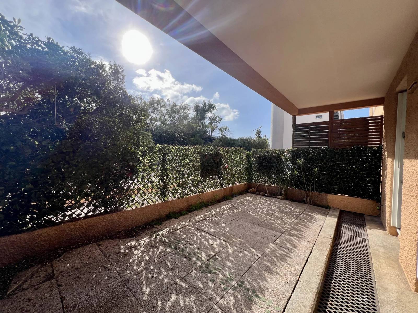 REZ DE JARDIN HYERES CLINIQUE SAINTE MARGUERITE