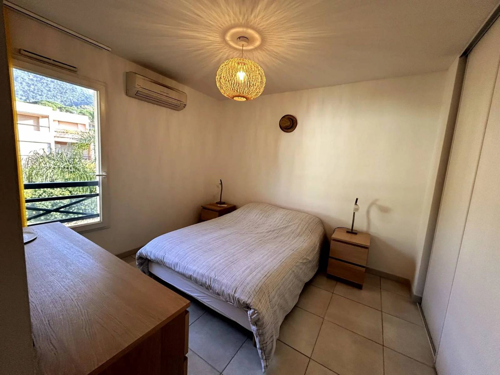 88 m² proche plage de Saint-Clair LE LAVANDOU 83980 SAINt-CLAIR résidence de standing