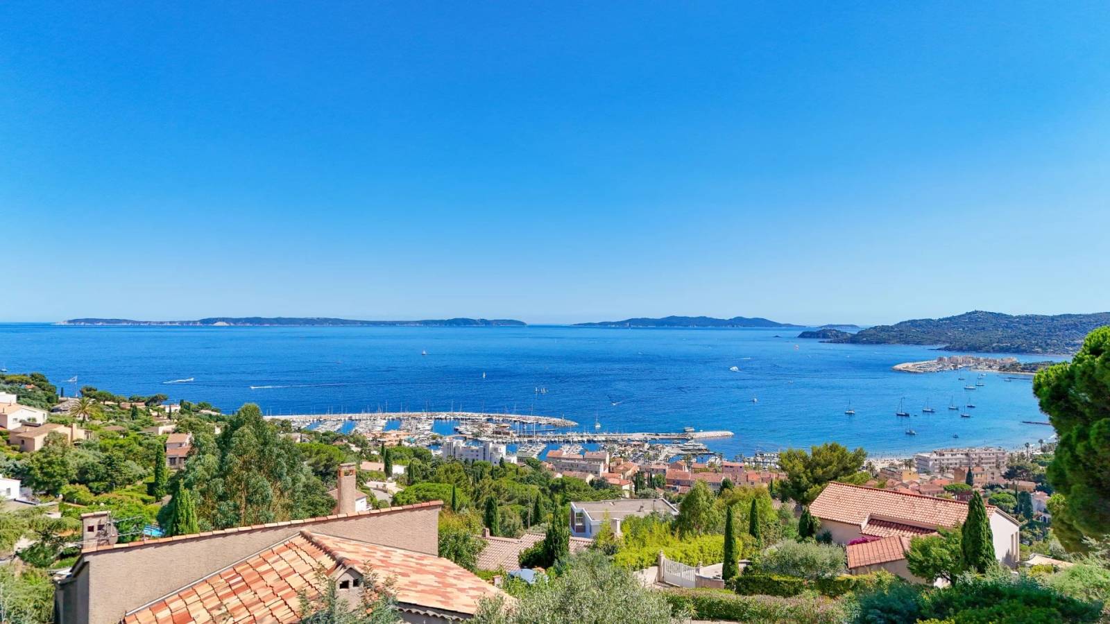 estimation succession maison avec vue mer panoramique au Lavandou