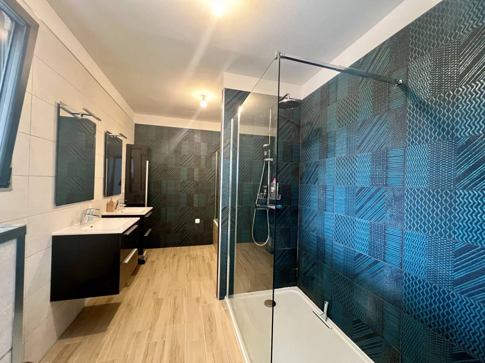 Un joyau d’exception au cœur de la Provence - PISCINE