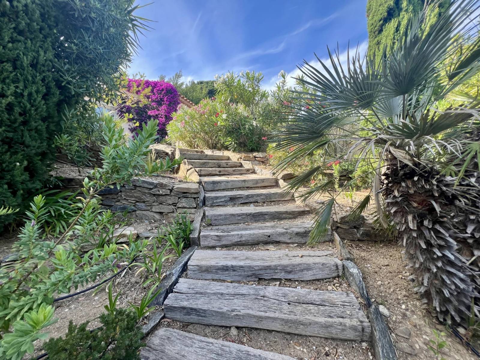 A vendre Villa vue mer féerique avec piscine au Super Lavandou