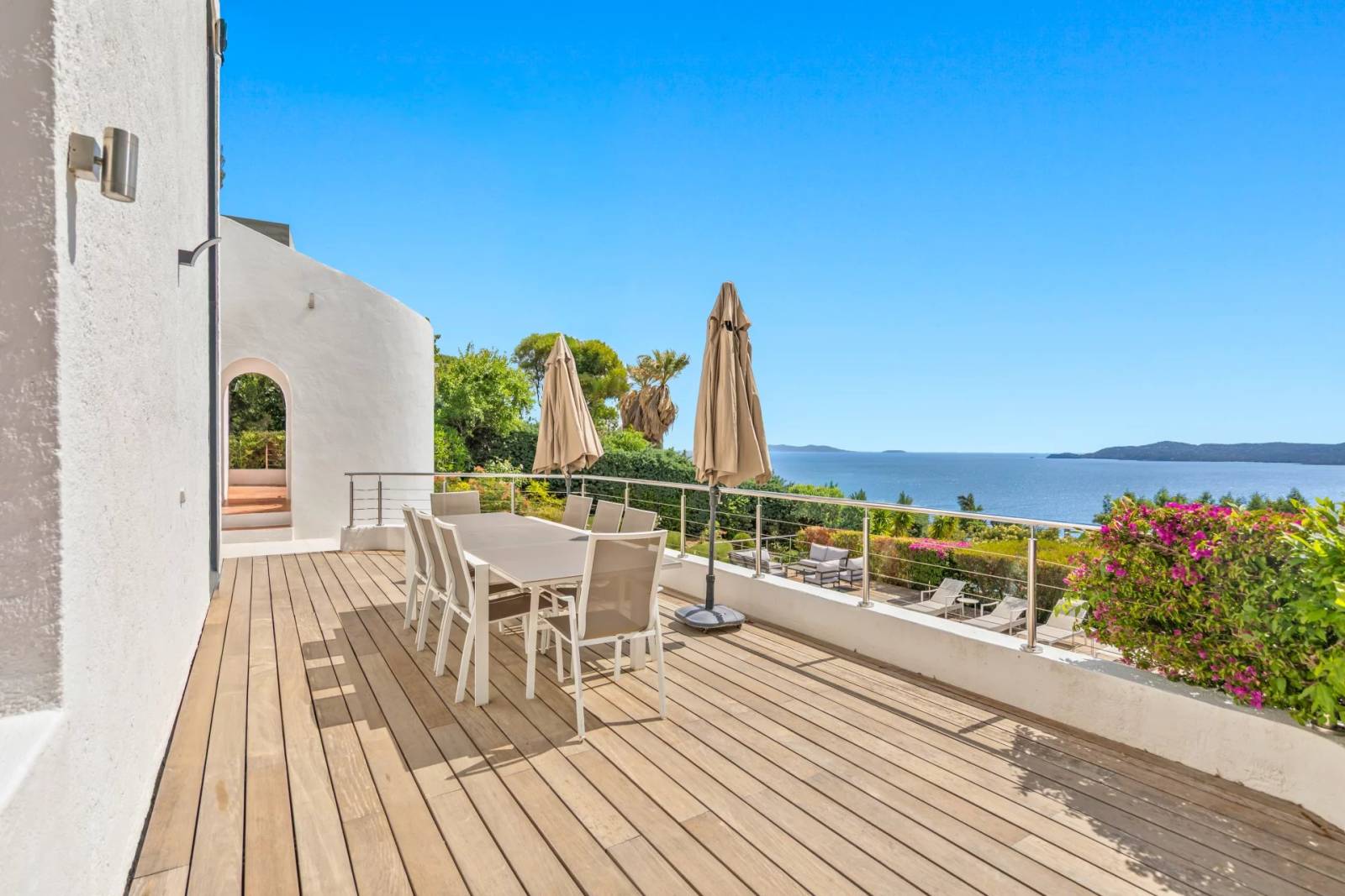 faire une estimation avec IA , prix au m² agence immobilière lavandou