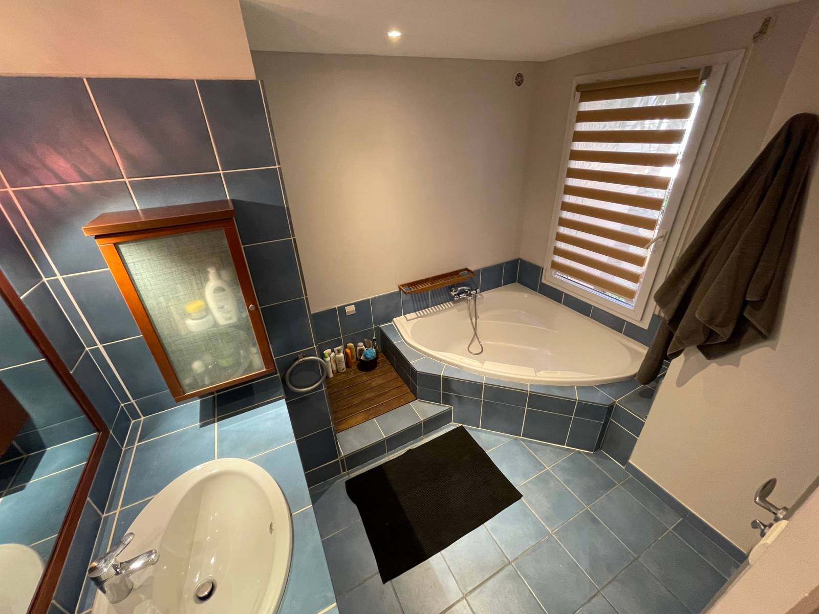 salle de bains complète, chambre parentale