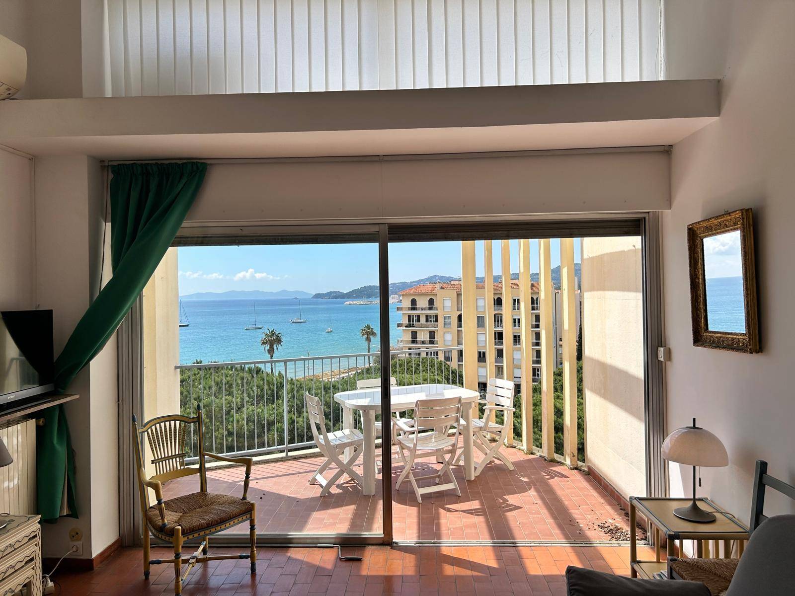 Appartement Vue Mer A vendre estimation le lavandou plage à pied