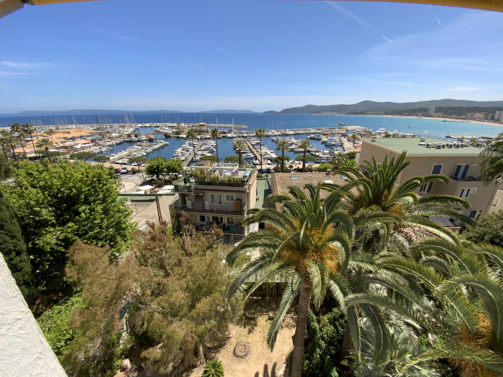 estimation d'un appartement avec vue mer au Lavandou