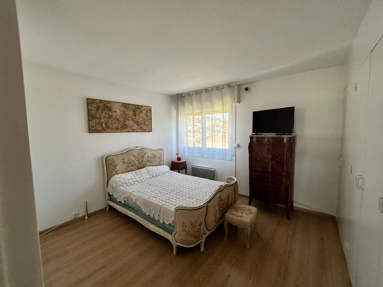 Appartement Vue dégagée plage et commerce à pieds Le Lavandou Coeur de village