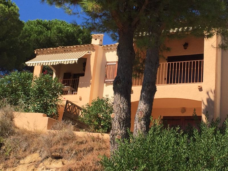 vente Appartement T2 Bormes Les Mimosas dans une résidence sécurisée et conviviale de style provençal,