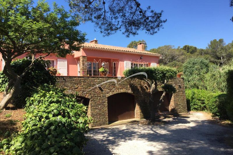 agence immobilière spécialiste bormes les mimosas off market