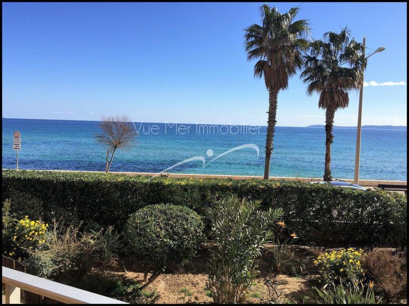 vente appartement  2 Pièces avec vue mer et accès plage dans résidence sécurisée au Lavandou LE LAVANDOU