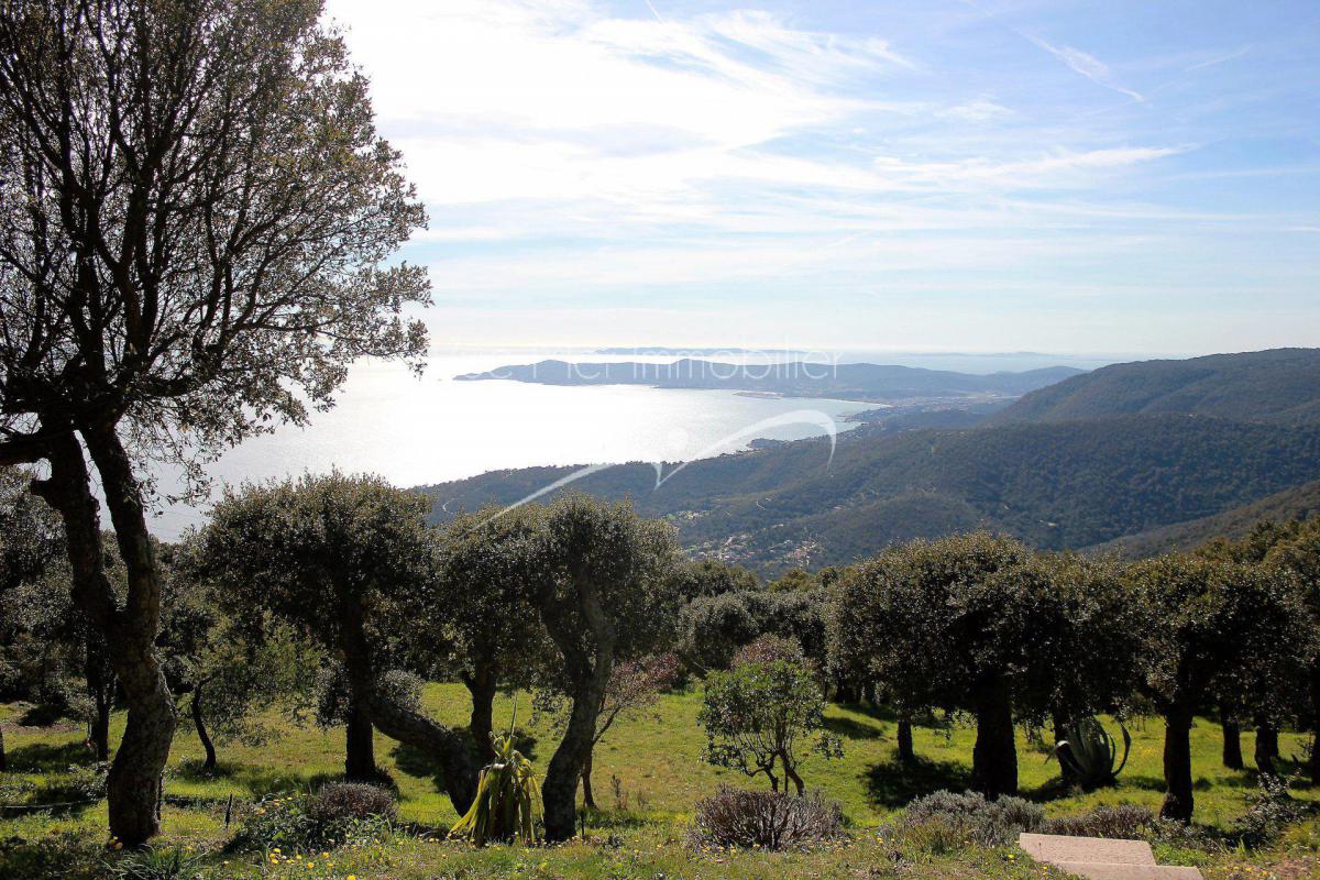 estimation grande parcelle le lavandou vue mer