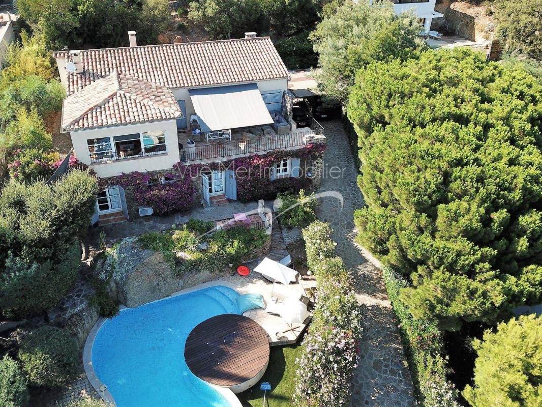Villa avec piscine dans la colline à faire estimation Bormes les Mimosas