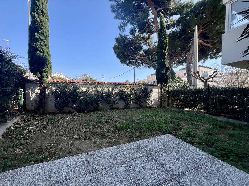 Joli T2  de 34 m²  avec jardin de 35 m²  résidence récente