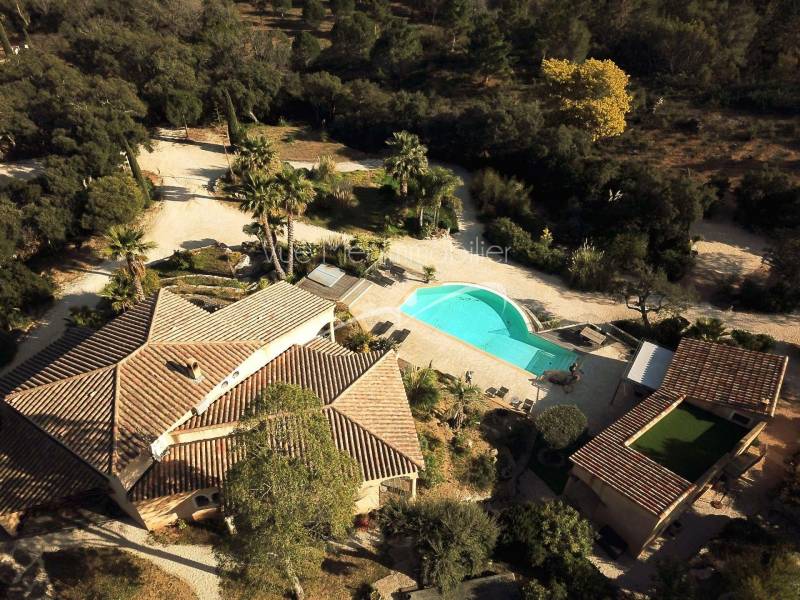 propriété avec vue sur le lavandou à vendre- estimation