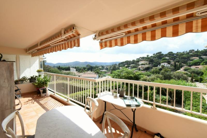 Vente T3 vue dégagée sur collines