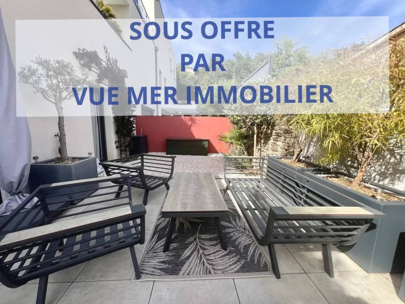 CENTRE-VILLE – Superbe appartement 3 pièces de 80 m² avec terrasse, solarium vue mer et grand garage