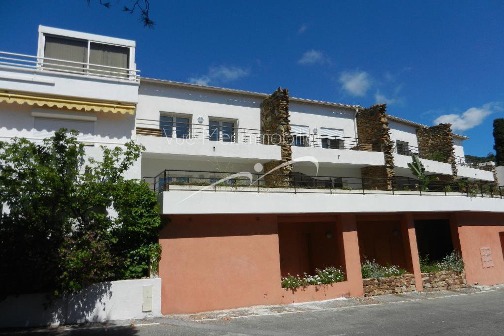 Appartement T6  ( en cours d'achèvement)  Le Lavandou  rare sur le marché !!!