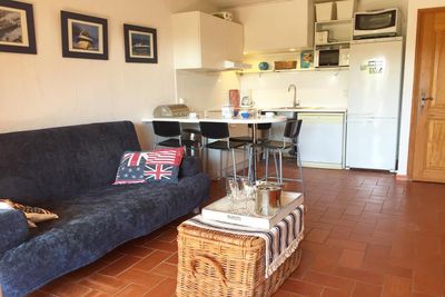 Appartement  Le Lavandou  RARE A LA VENTE SAINT CLAIR PIEDS  DANS L'EAU