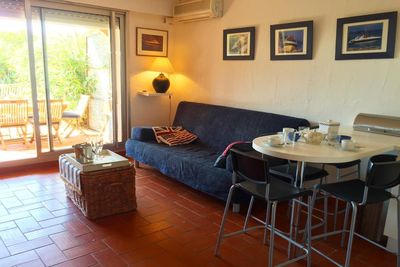 Appartement  Le Lavandou  RARE A LA VENTE SAINT CLAIR PIEDS  DANS L'EAU