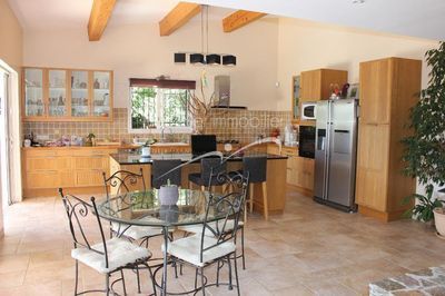 Villa avec piscine proche plages Bormes les Mimosas  la favière port de bormes estimation avec agence immobilière