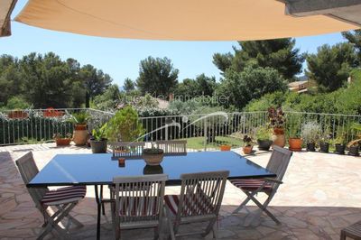 Villa avec piscine proche plages Bormes les Mimosas  la favière port de bormes estimation avec agence immobilière