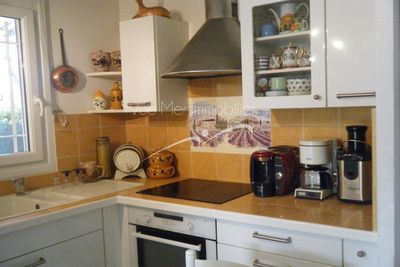 Vente mazet de type 2  à Bormes les Mimosas dans résidence avec Piscine