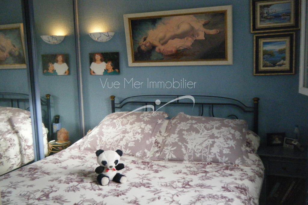 Vente mazet de type 2  à Bormes les Mimosas dans résidence avec Piscine