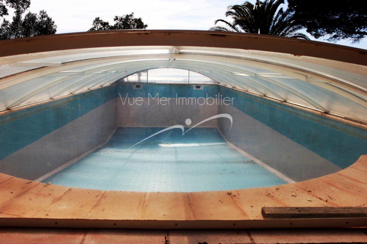 Maison avec piscine. Vue Mer et pleine nature LE LAVANDOU ROUTE DES CRETES