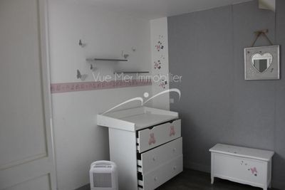 LA FAVIERE - PIED DANS L'EAU