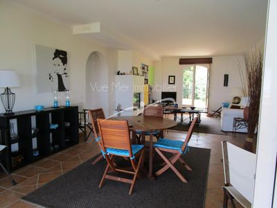 Villa de plain-pied 150 m²  avec piscine et vue mer au Le  Lavandou super lavandou estimation