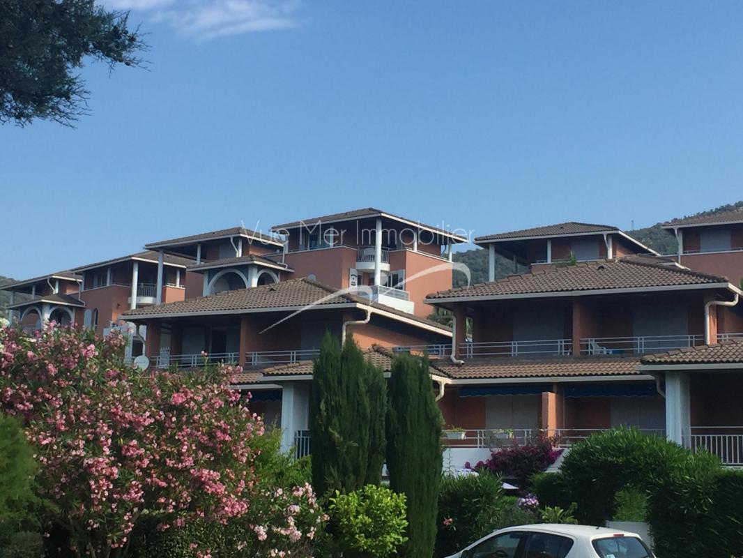 CAVALIERE T3 terrasse 40m² calme 600 mètres plage environnement calme