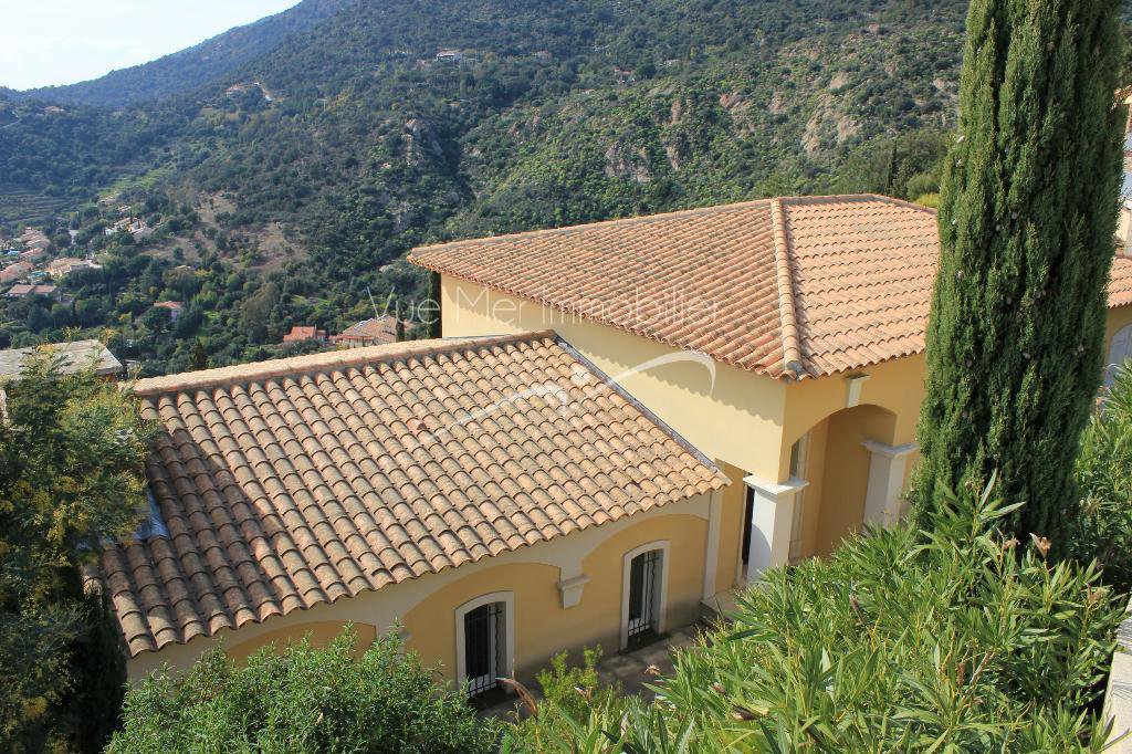 Villa Vue Mer  au Lavandou. Vendue. agence vue mer immobilier