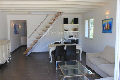 à vendre : Appartement T4 Le Lavandou accès plage d'aiguebelle vue mer