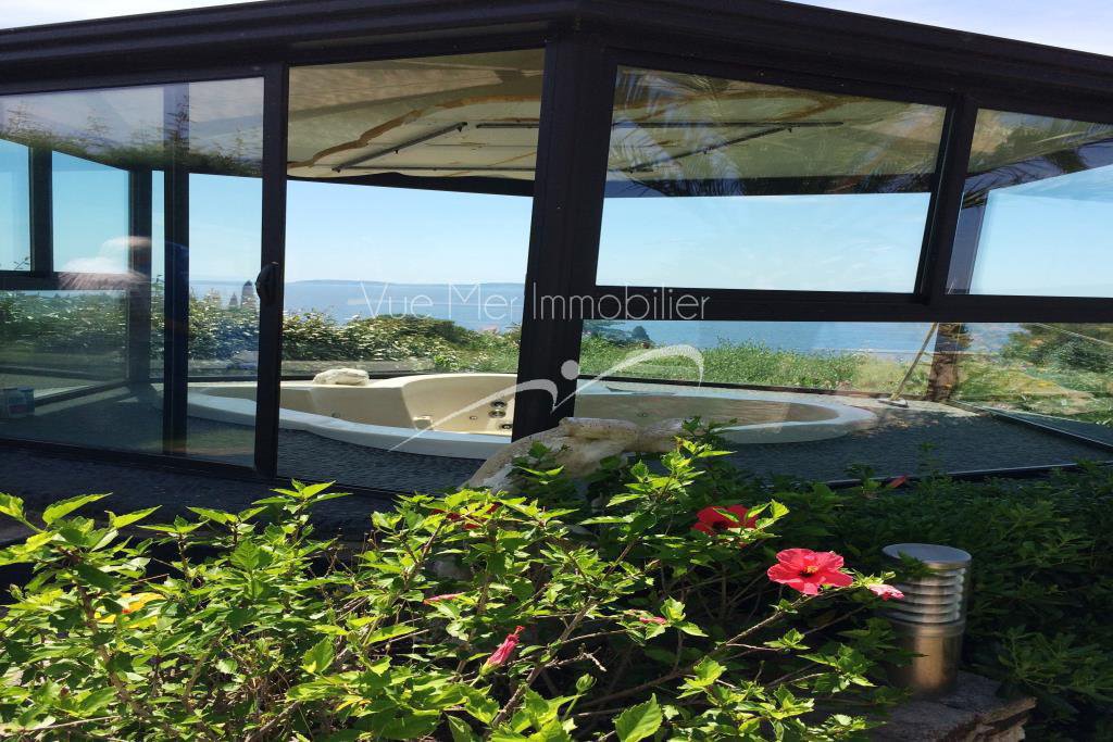 A vendre Maison  Le Lavandou vue mer piscine centre ville calme