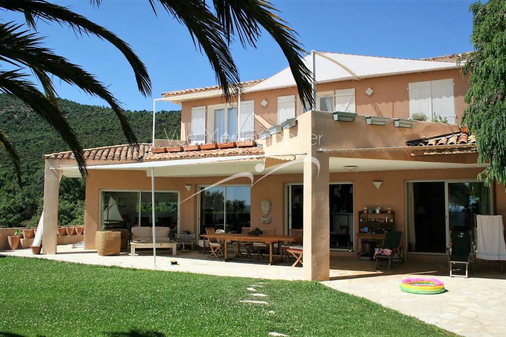 vendre une propriété Off Market Golfe de saint-tropez rayol-Canadel