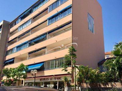 Appartement T2. Le Lavandou. VENDU en 2019