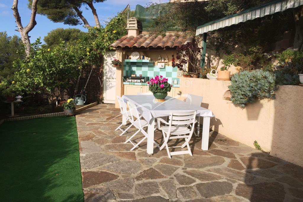 2 appartements dans maison de 3 appartements, hauteurs du Lavandou, vue mer LE LAVANDOU