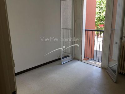 Appartement T4 Le Lavandou. Vendu par VMI / faire estimer gratuitement votre appartement au Lavandou