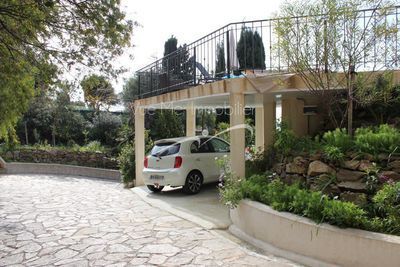 A vendre: Villa au Super Lavandou avec piscine. Centre ville et plage à pied dossier sur demande évaluation comparative