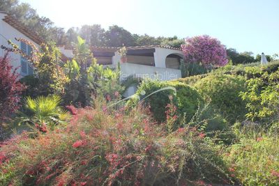 Villa au cap bénat grand terrain piscine Bormes Les Mimosas Vue mer à vendre - expertise immobilière estimation sérieuse