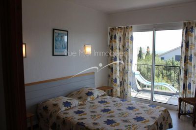 Appartement  type 3 avec une terrasse de 9m² dans un écrin de verdure Le Lavandou