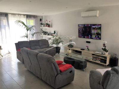 Villa atypique dans un quartier agréable, à 5 minutes de la plage et du centre / ESTIMATION