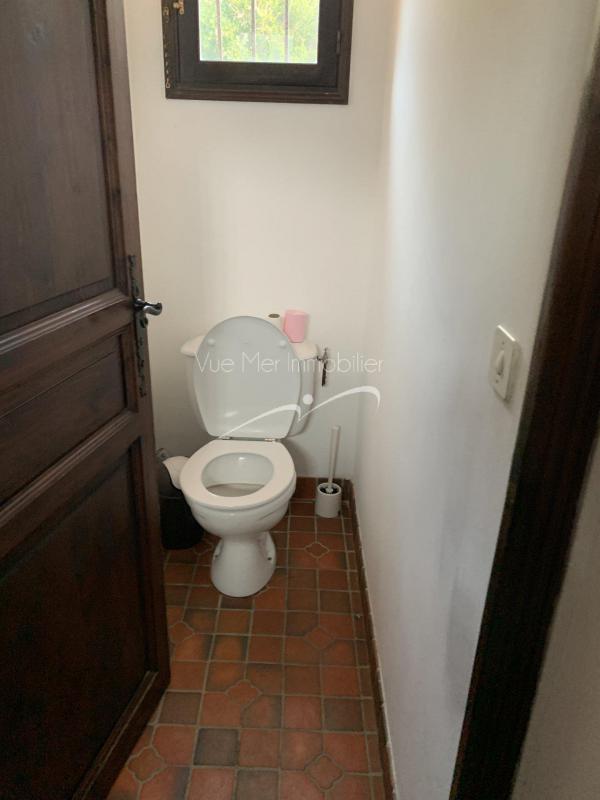 a vendre Villa sur beau terrain au Rayol Canadel vue mer