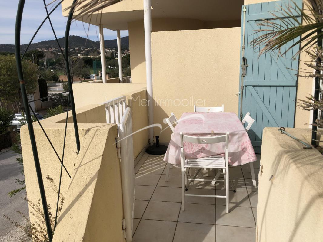 Appartement T3 Le Lavandou, excellent état, faibles charges, climatisation